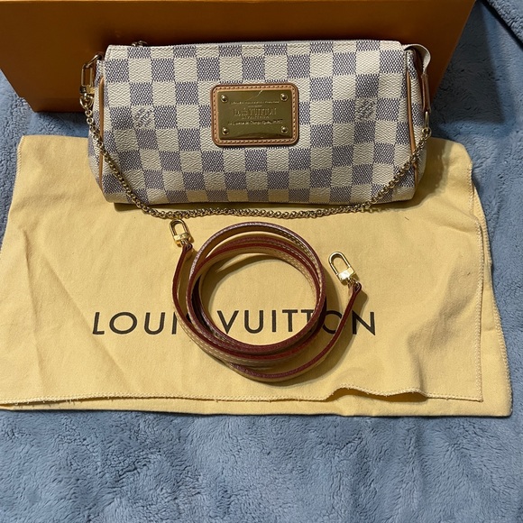 ❌SOLD❌Louis Vuitton Eva clutch Azur - Picture 1 of 12